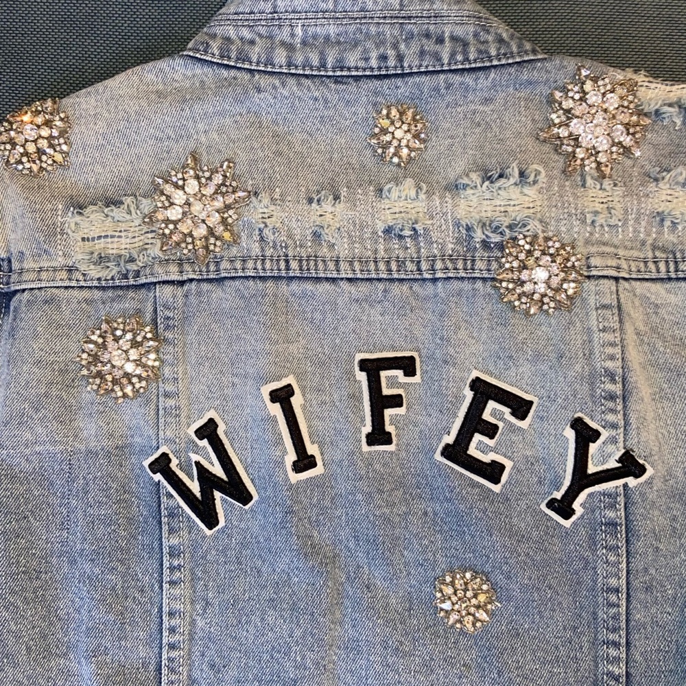 WIFEY Bridal Denim Jacket - Picture 7 of 8